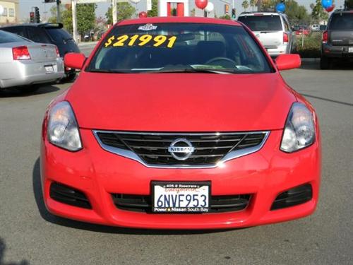 Nissan Altima 2011 photo 2