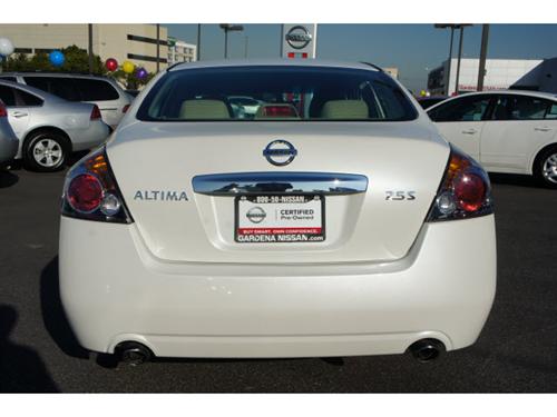 Nissan Altima 2011 photo 3