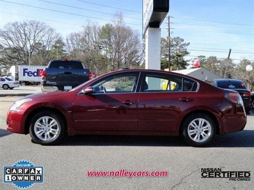 Nissan Altima 2011 photo 1