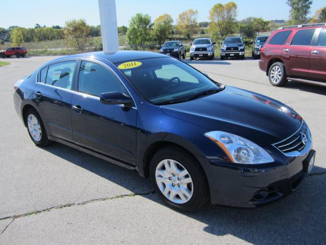 Nissan Altima 2011 photo 5