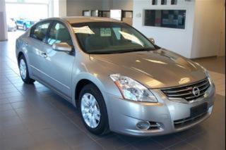 Nissan Altima 2011 photo 4