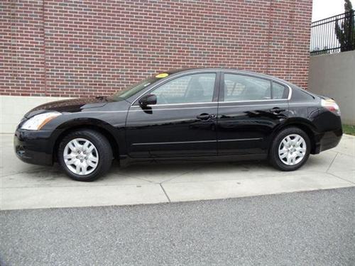 Nissan Altima 2011 photo 3