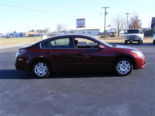 Nissan Altima 2011 photo 1
