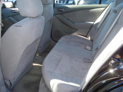 Nissan Altima 2011 photo 3