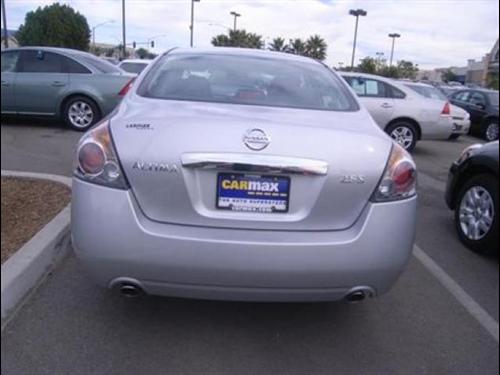 Nissan Altima 2011 photo 5