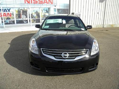 Nissan Altima Pickupslt Quad Cab SWB 4WD 4x4 Truck Other
