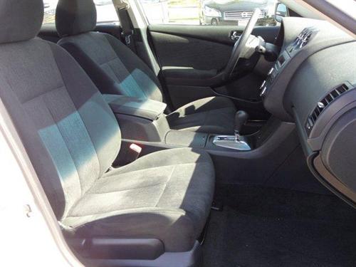 Nissan Altima 250 With 6 Speed Manual Other