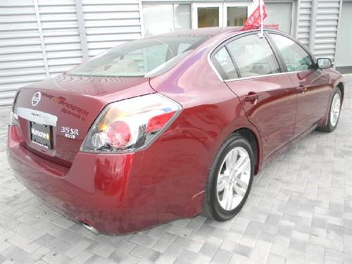 Nissan Altima 2011 photo 5