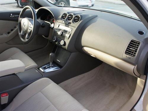 Nissan Altima 2011 photo 5