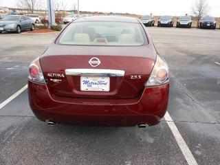 Nissan Altima 2011 photo 3