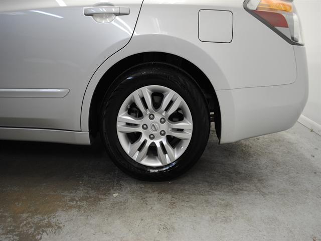Nissan Altima 2011 photo 5