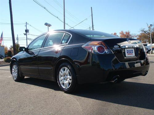 Nissan Altima 2011 photo 5
