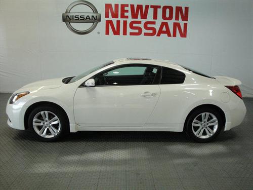 Nissan Altima 2011 photo 3