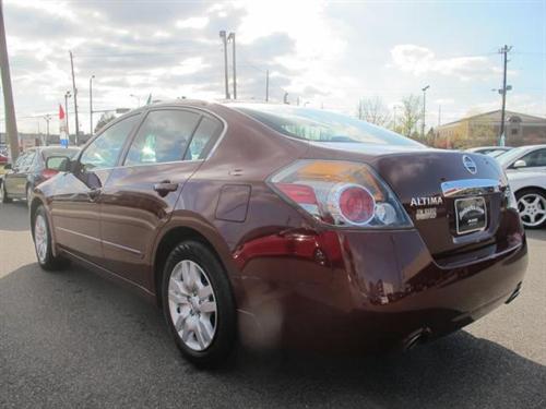 Nissan Altima 2011 photo 4
