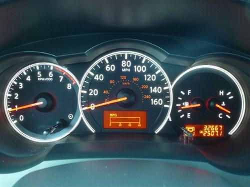 Nissan Altima 2011 photo 1