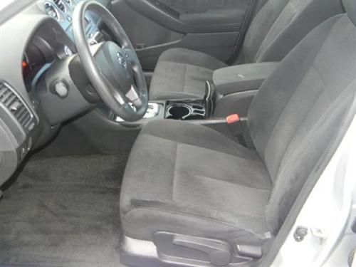 Nissan Altima 2011 photo 5