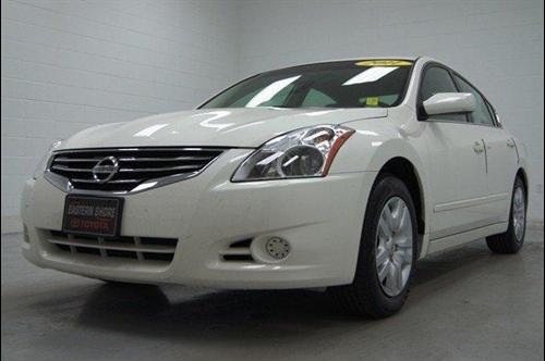 Nissan Altima 2011 photo 4
