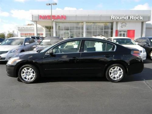 Nissan Altima 2011 photo 2