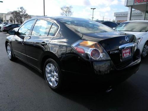 Nissan Altima 2011 photo 3