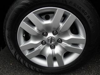 Nissan Altima 2011 photo 1