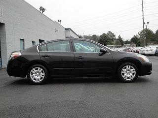 Nissan Altima 2011 photo 4