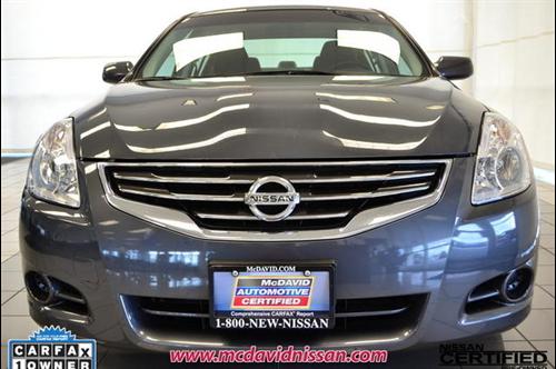 Nissan Altima 2011 photo 1