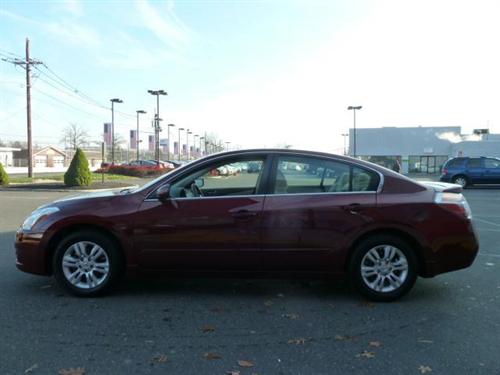 Nissan Altima 2011 photo 4