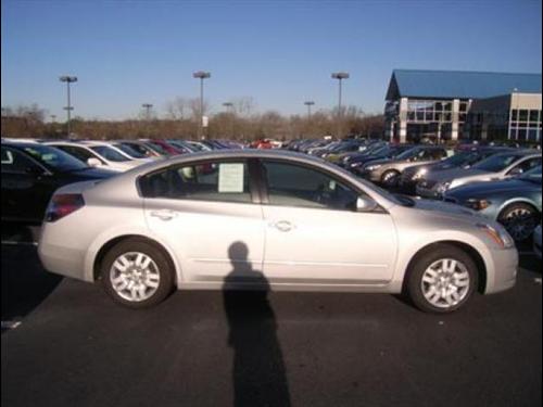 Nissan Altima 2011 photo 3