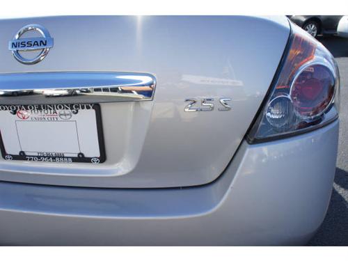Nissan Altima 2011 photo 5