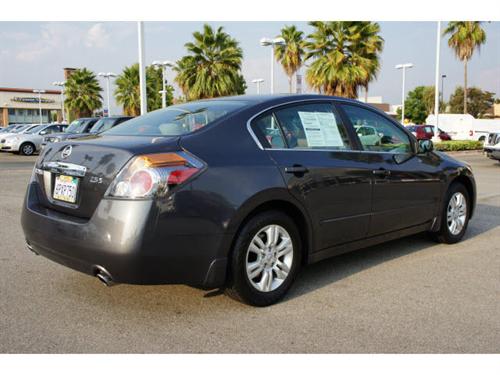 Nissan Altima Pickupslt Quad Cab SWB 4WD 4x4 Truck Other
