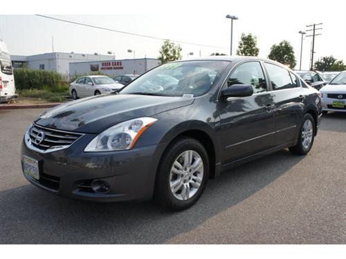 Nissan Altima 2011 photo 1