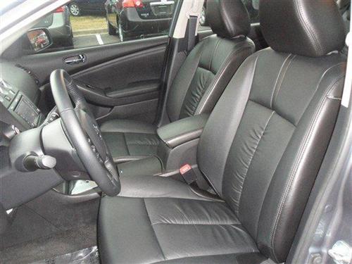 Nissan Altima 2011 photo 4