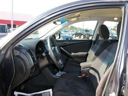 Nissan Altima 2011 photo 3