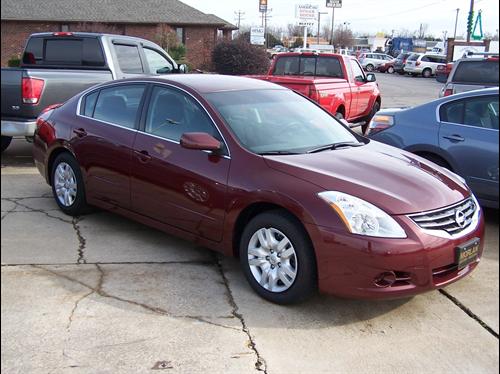 Nissan Altima 2011 photo 4