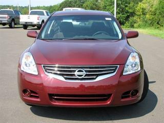 Nissan Altima 2011 photo 4
