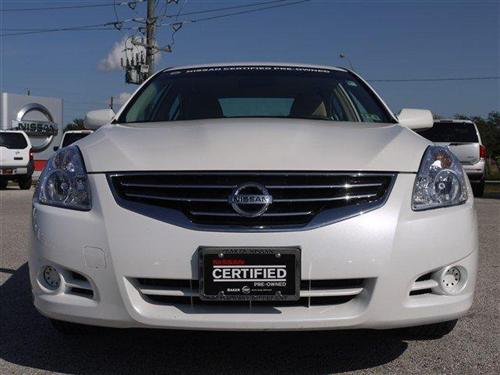 Nissan Altima 2011 photo 2
