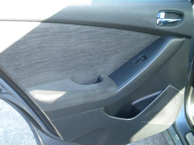 Nissan Altima 2011 photo 4