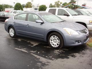 Nissan Altima 2011 photo 1