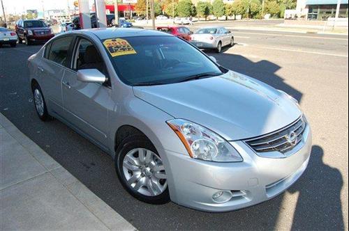 Nissan Altima 2011 photo 1