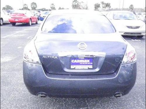 Nissan Altima 2011 photo 5