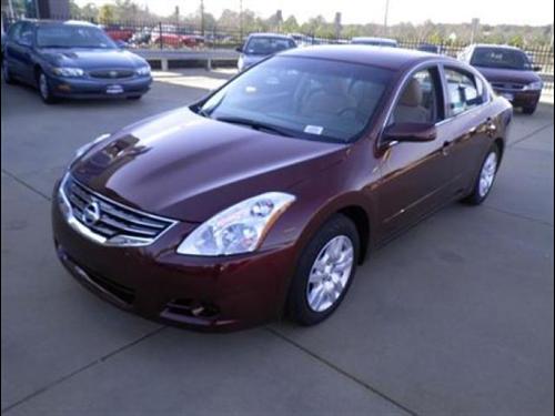 Nissan Altima 2011 photo 2
