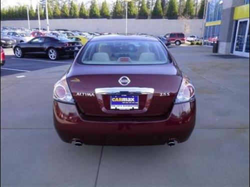 Nissan Altima 2011 photo 5