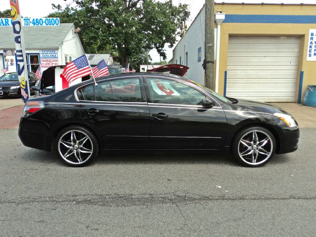 Nissan Altima 2011 photo 3