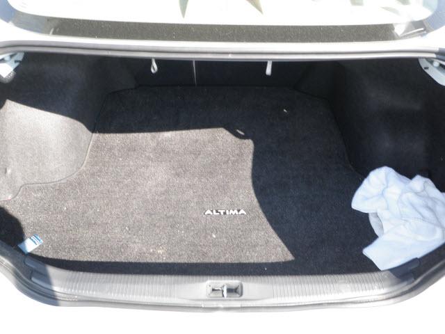 Nissan Altima 2011 photo 5