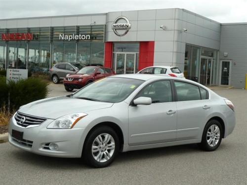 Nissan Altima 2011 photo 2