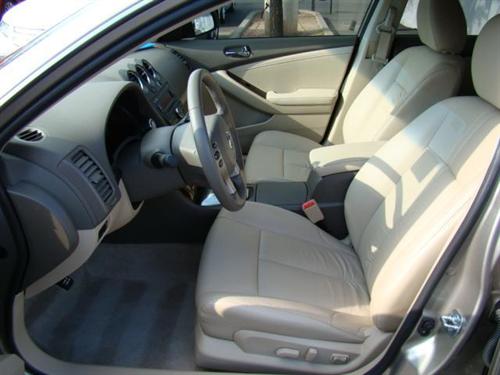 Nissan Altima 2011 photo 5