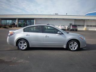 Nissan Altima 2011 photo 4