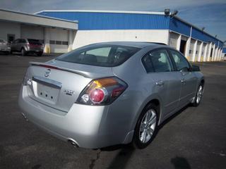 Nissan Altima 2011 photo 5