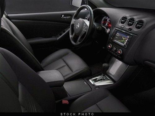 Nissan Altima 2011 photo 5
