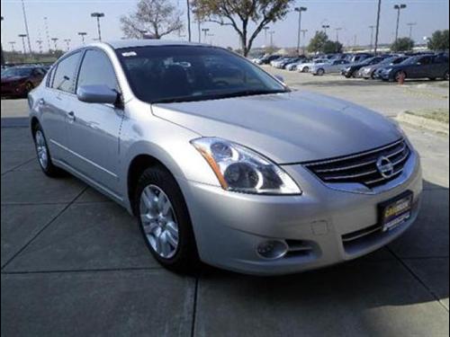 Nissan Altima XR Other